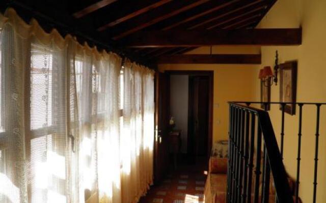 Apartamentos La Columna