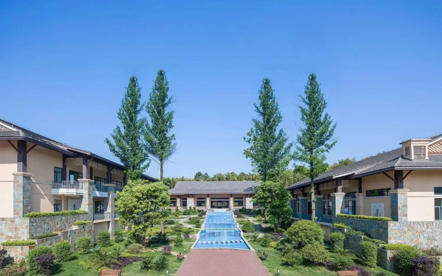 Ramada Xianning Chongyang