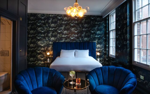 Lock & Key Hotel