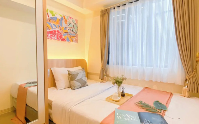 Cozy Place and Tidy 2BR Apartment Meikarta