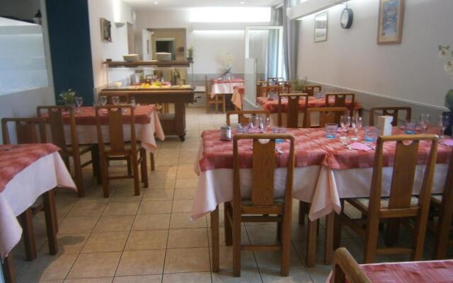 Hotel Restaurant De La Roche