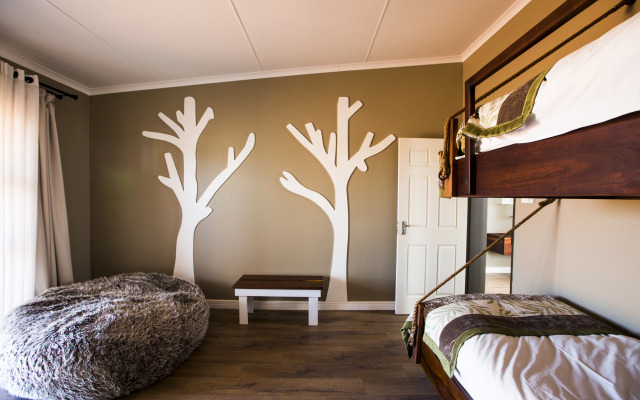 Kalahari Anib Lodge