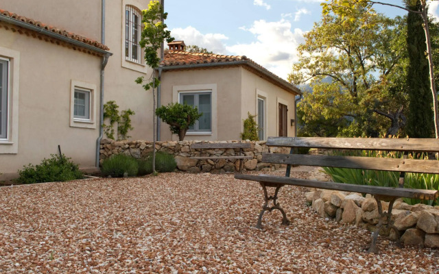 La Casa de Los Tomillares