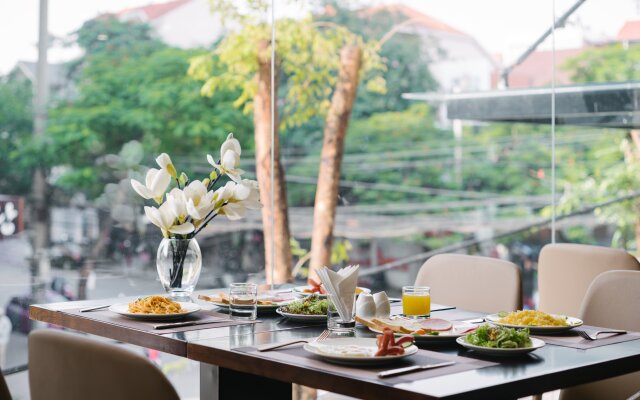 K-Zone The Star Hotel