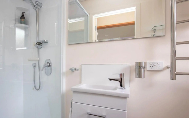 MEAD115B - Mountain Views from Meadowstone