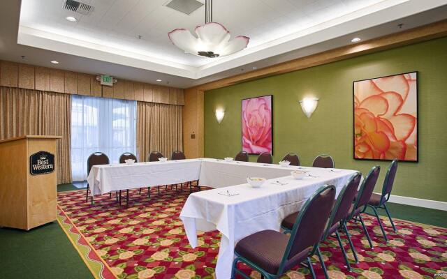 Best Western Plus Capitola By-the-sea Inn & Suites