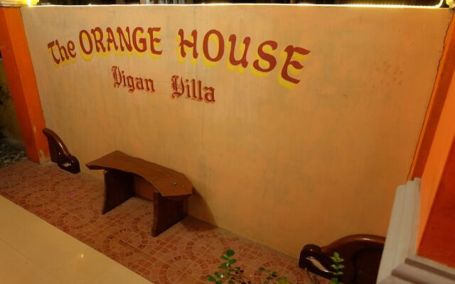 The Orange House - Vigan Villa