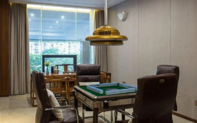 Runde Wetland Park Hotel
