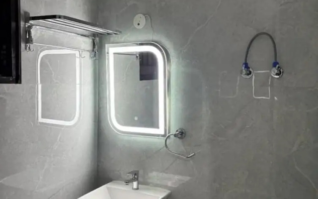 Radiant Blu Hotels Sector 70