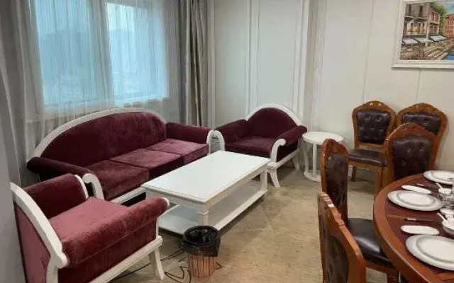 Qinglan Hotel (Danjin Road Wanshan Park Branch, Danyang City)