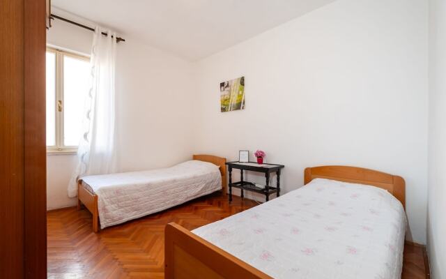 Apartments Valy 6 Center Novalja