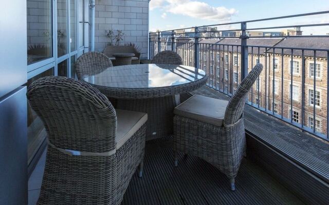 Luxurious Braemore City Centre Apartment