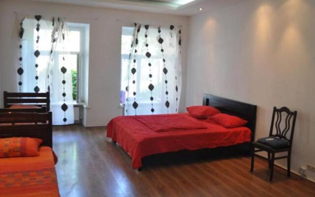 Garden Land Guesthouse