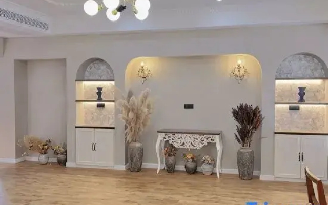 Qingpu Art Hotel