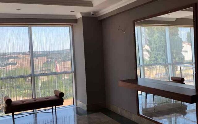 Double Royal Hotel