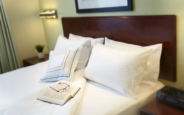 Best Western Hesperia-Victorville Suites