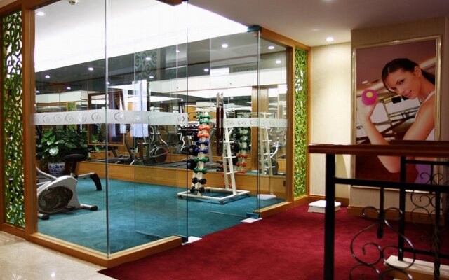 Aurum International Hotel