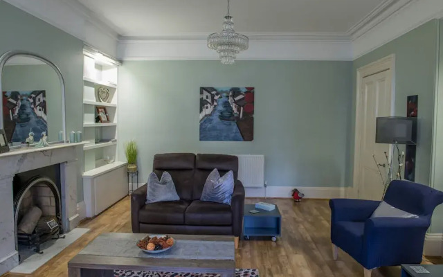 Toothbrush Apts - Ipswich Fonnereau Road