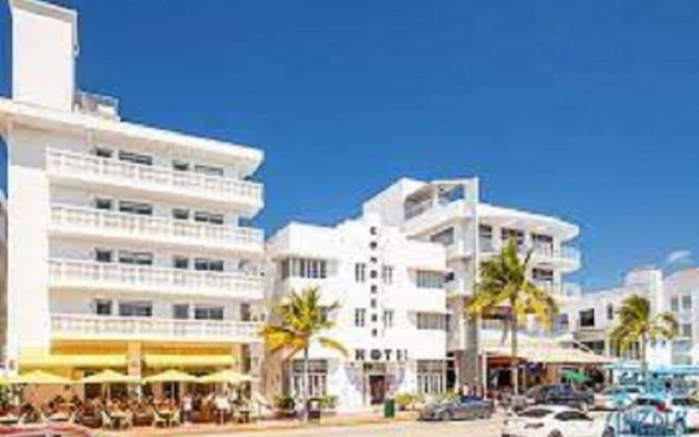 Ocean Drive Studios Beach Front