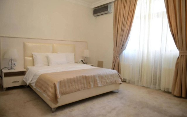 Qebele Yeddı Gozel Hotel