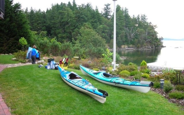 Beachside Garden Bed and Breakfast