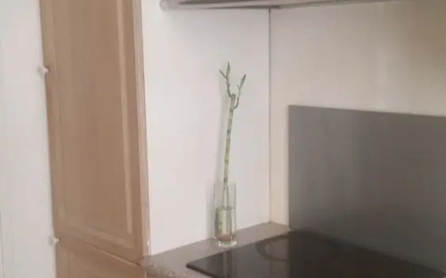 Bright & Modern One-bedroom Apartment With in Paris, Near Sacre Coeur /