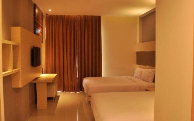 Emerald Hotel