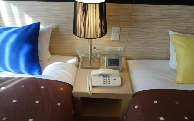 Hotel 1-2-3 Takasaki