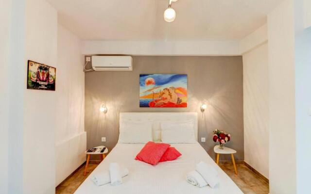 Green-Lux studio 2' from metro Petralona