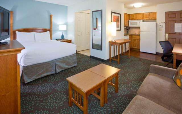 Staybridge Suites MPLS-Maple Grove/Arbor Lakes by IHG