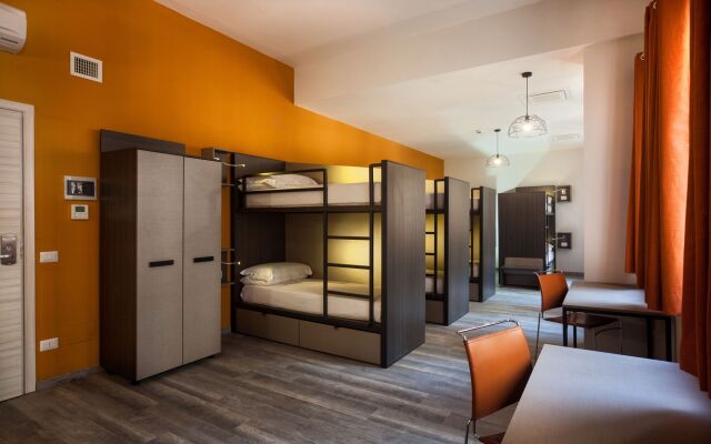 The RomeHello - Hostel