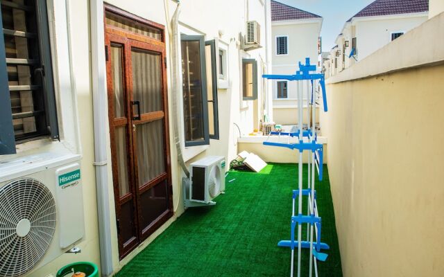 Cozy 2bed Terraced Duplex Apartment in Ajah-lekki