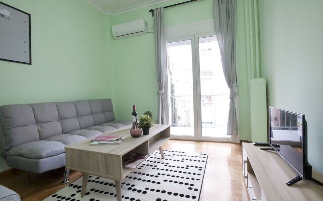 Nice Cute Apartment  in the Center of Athens