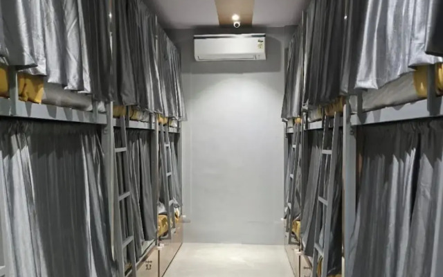 Classy Ac Dormitory
