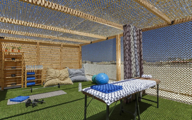 STAY Rhodes HoStel & Bar