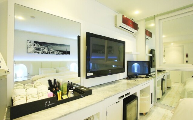 Yangpyeong Show Hotel