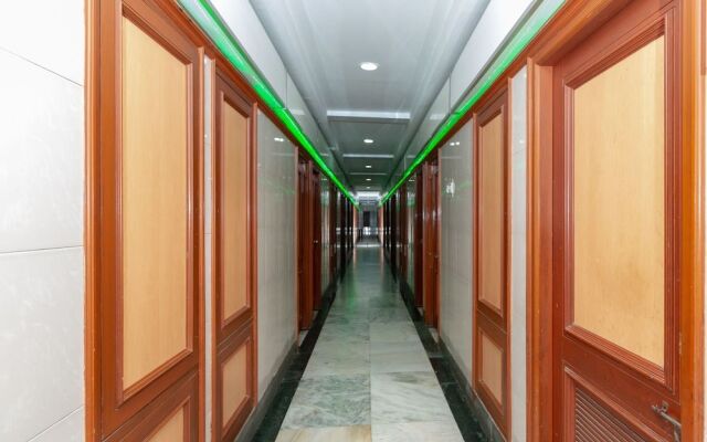 OYO 5377 Hotel Raaj Bhaavan