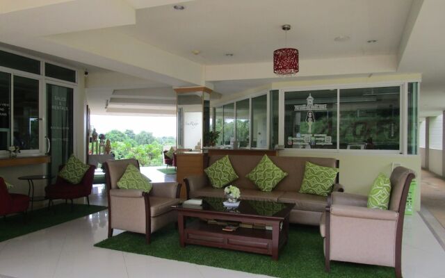 Sea Ridge Penthouse by A&A