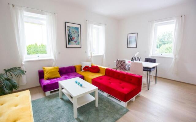 DAREBELL Apartment Gratkorn Top 2