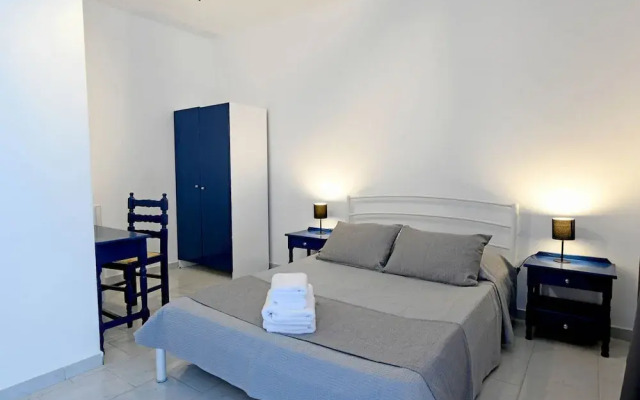 Lunar Santorini Hotel