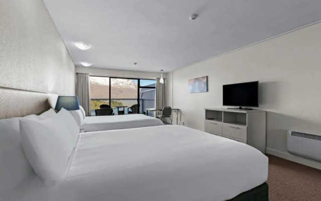 Copthorne Hotel & Apartments Queenstown Lakeview