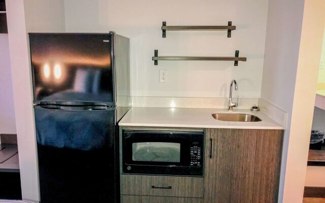 Dublin Inn and Suites