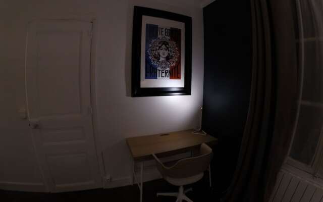 Fonty Cosy Yard side ground floor