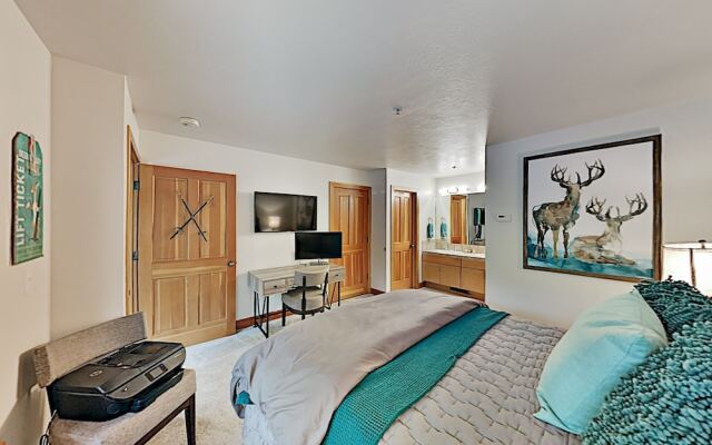 675deer7 2 Bedroom Condo