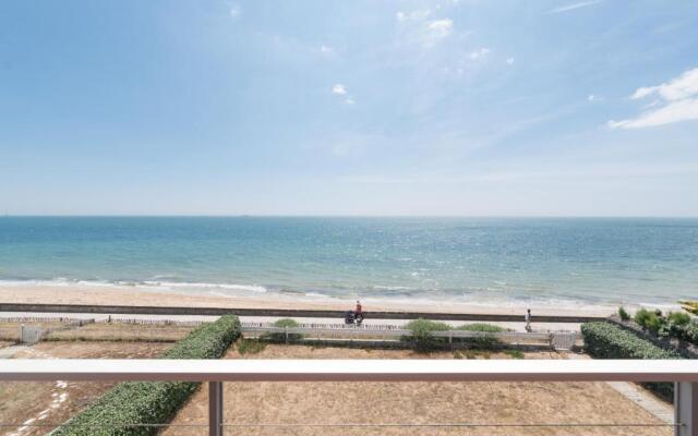Appartement familial sur la plage de Bonne-Source