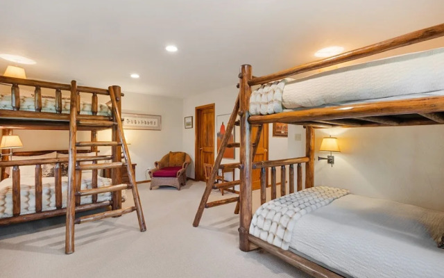 Wildwood Ridge 5 Bedroom Home