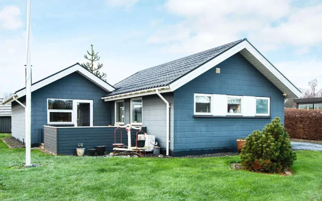 6 Person Holiday Home in Juelsminde-by Traum