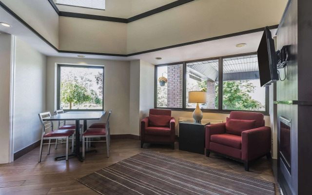 Comfort Inn Cobourg