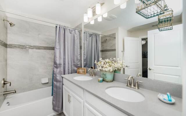 # 4951 Windermere Avenue
