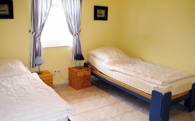 House Am Meer Burhave 7757